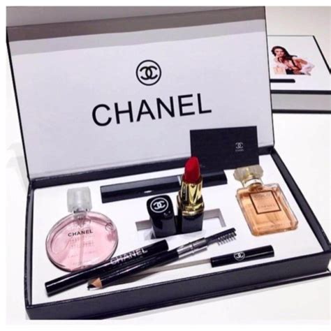 cofanetto regalo chanel coco|Chanel perfume gift set sephora.